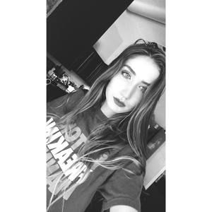 Meet your Posher, Tabitha